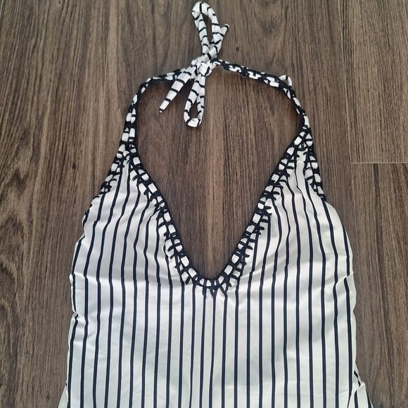 💙 Bar III One Piece Striped Size M Swimsuit - Picture 3 of 7